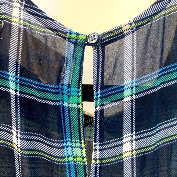 “Hollister” Size Medium Top - Picture 4 of 4